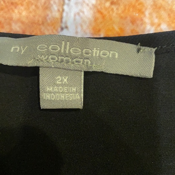 Sequin Diamond Pattern Tunic top with Ruched 3/4 sleeves by NY collection. - Picture 4 of 6